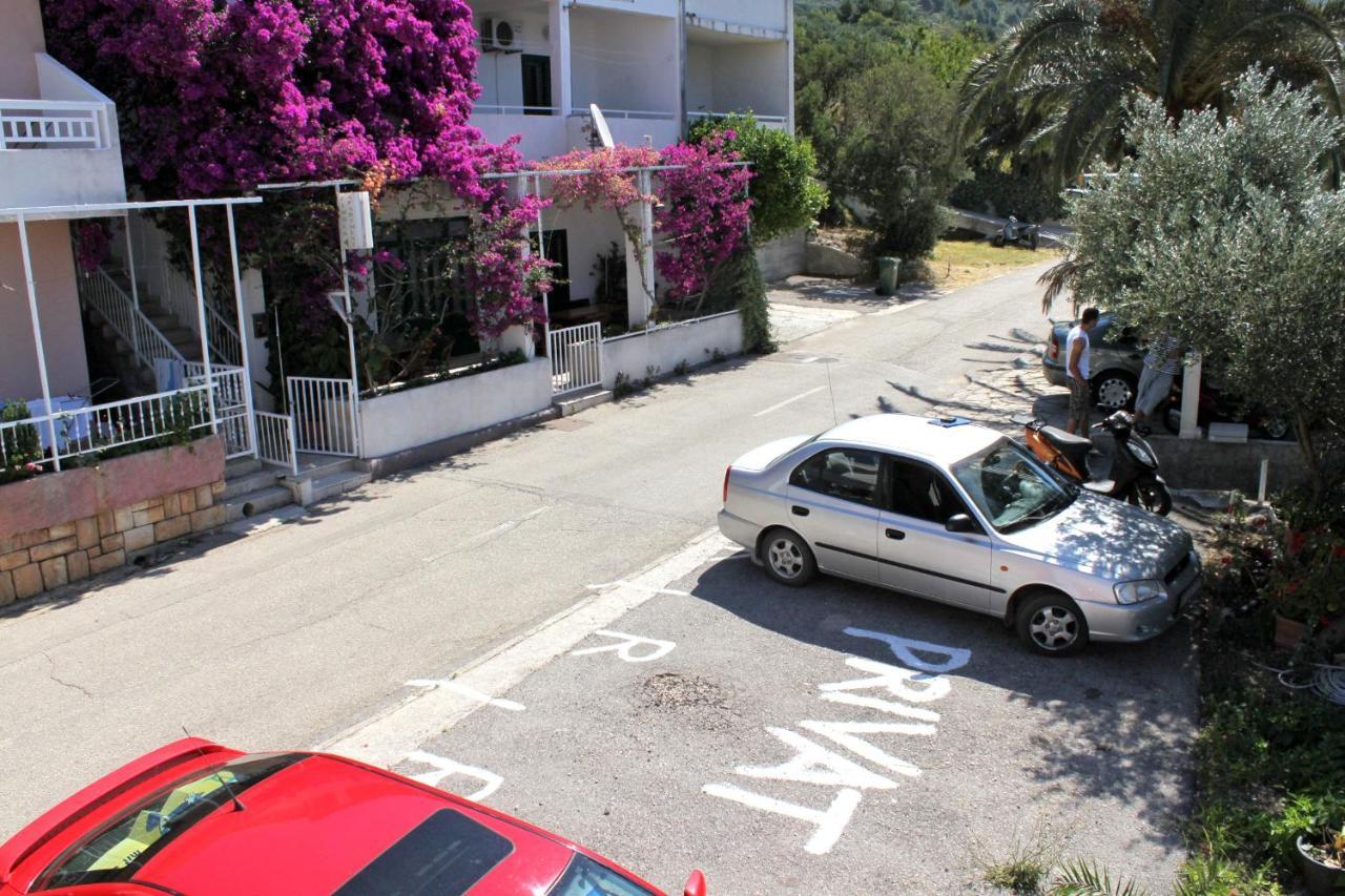 Apartments By The Sea Igrane, Makarska - 310 Buitenkant foto