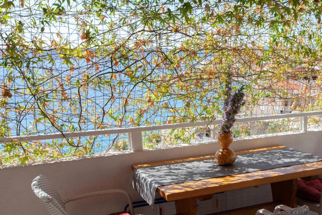 Apartments By The Sea Igrane, Makarska - 310 Buitenkant foto