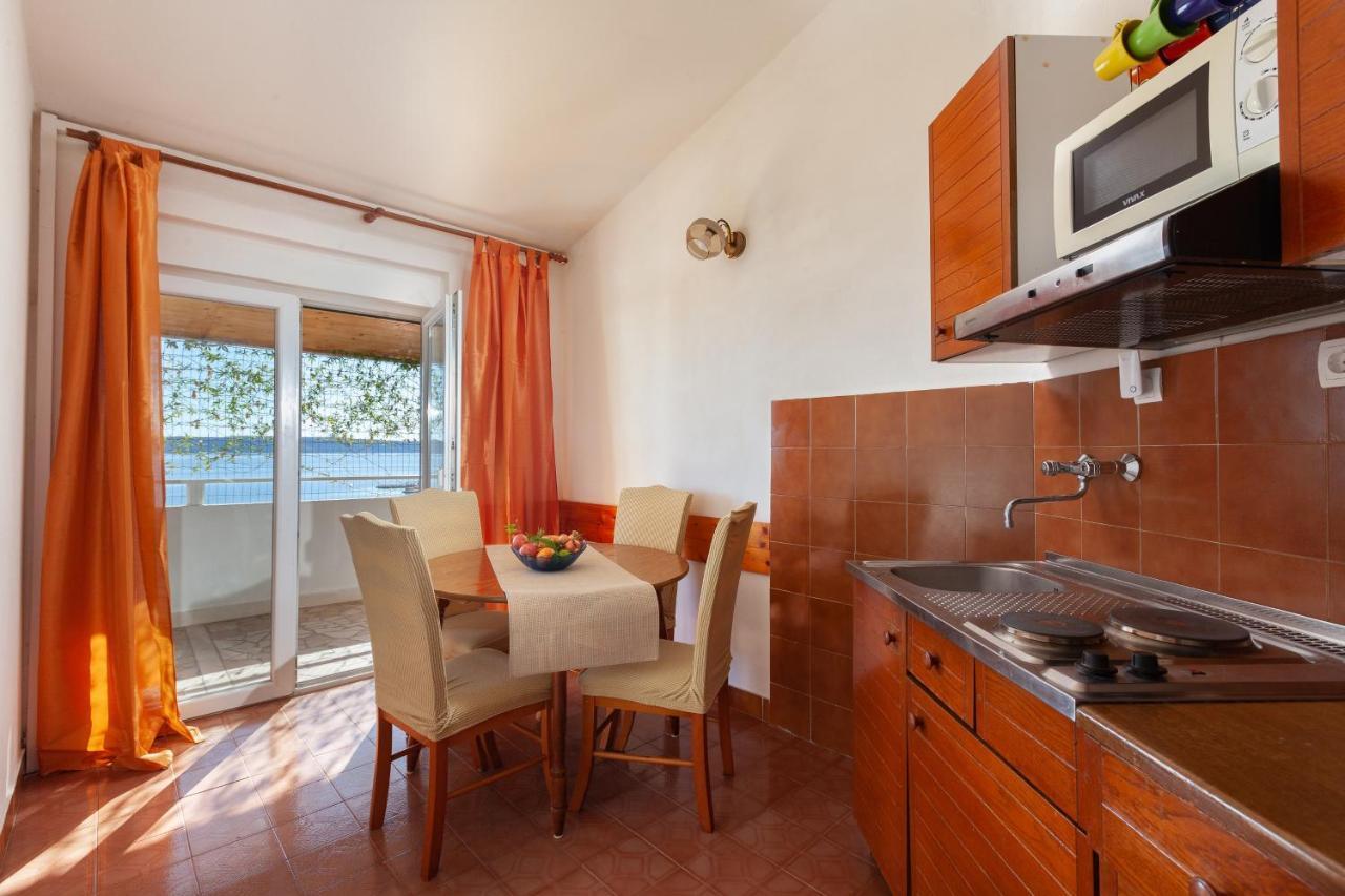 Apartments By The Sea Igrane, Makarska - 310 Buitenkant foto